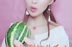 娱乐吃瓜酱拍照是真的吗,娱乐吃瓜酱拍照真实性揭秘
