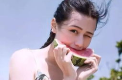 娱乐吃瓜酱胖女孩